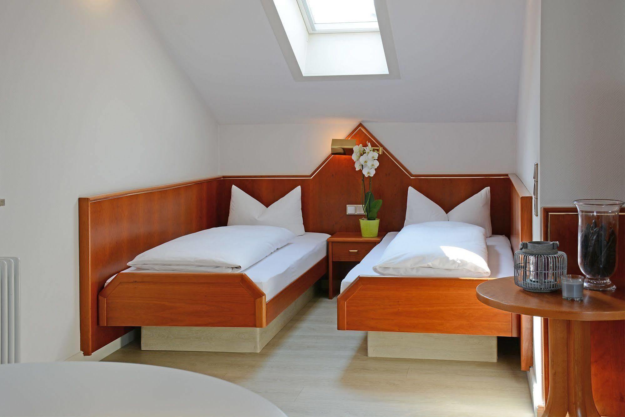 Hotel Garni Kaiserstuhl Ihringen Extérieur photo
